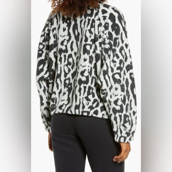 Nike Animal Print Fleece Zip Up - XS - Picture 2 of 6